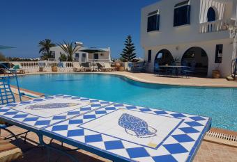 Dar Amphora Menzel has Balcony rooms