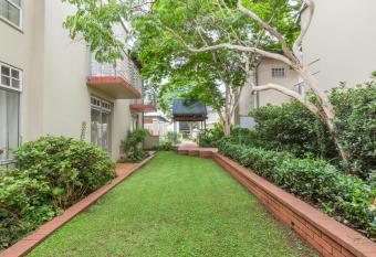 Courtyard Hotel Arcadia has Smoking/Balcony rooms