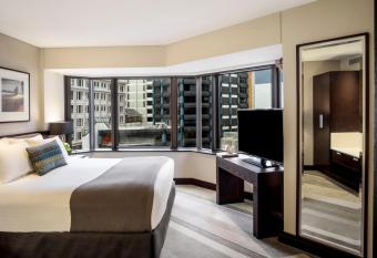 InterContinental Wellington, an IHG Hotel allows 18 year olds to book a room
