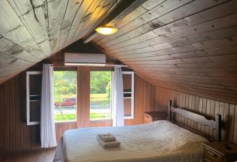 HMG Morada & Chalet - Centro hist  rico allows 18 year olds to book a room