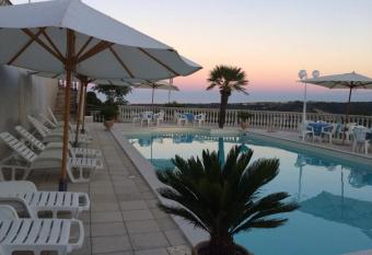 Hotel Villa Aniana has Balcony rooms