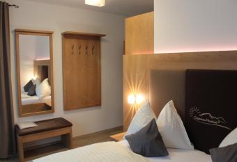 G  stehaus Nassfeld has Balcony rooms