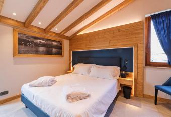 La Stua has Balcony rooms