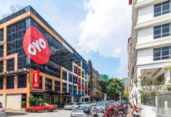 Super OYO 156 YP Boutique Hotel allows 18 year olds to book a room