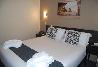 Distinction New Plymouth Hotel allows 18 year olds to book a room