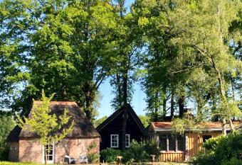 Hof van Eersel has Balcony rooms