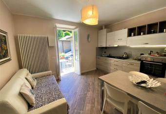 Appartamento Perla has Balcony rooms