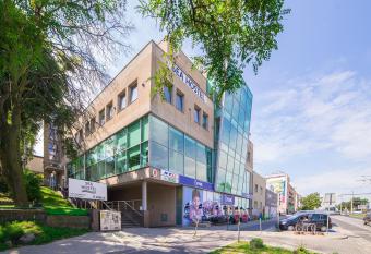 Sea Hostel has Balcony rooms
