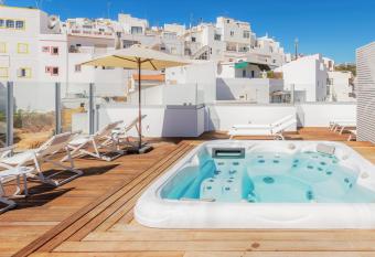 Hotel Baltum has Balcony rooms