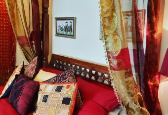 The Hillcroft - Boutique, Unique allows 18 year olds to book a room