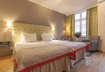 Clarion Collection Hotel Wellington has Balcony rooms