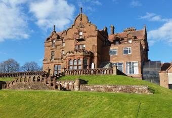 Adamton Country House Hotel allows 18 year olds to book a room