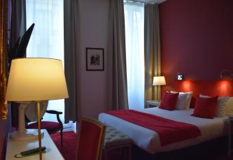 H  tel Churchill Bordeaux Centre has Balcony rooms