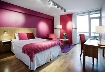 Best Western Royal Star allows 18 year olds to book a room