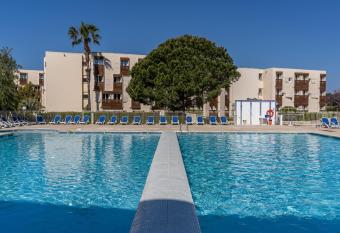 Vacanc  ole - R  sidence L Ile d Or allows 18 year olds to book a room