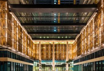 De Houz @ Setia Alam Trefoil Homestay has Balcony rooms