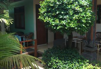 Nadialit has Balcony rooms