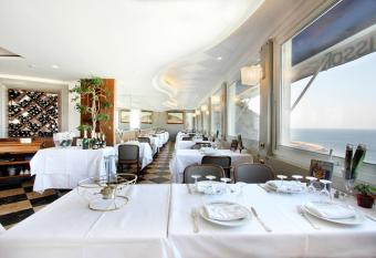 Le Rhul has Balcony rooms