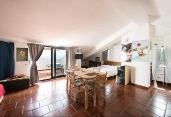 La Casa del Fotografo has Balcony rooms