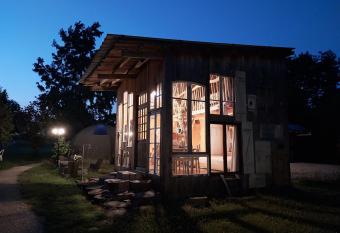 La chouette   toil  e has Balcony rooms