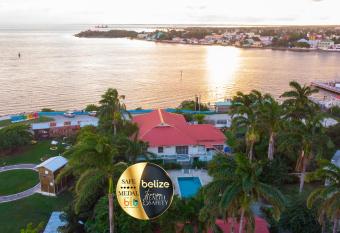 Harbour View Boutique Hotel & Yoga Retreat has Balcony rooms