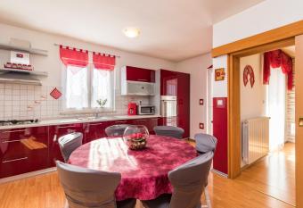 Appartamenti Valentina-no groups has Balcony rooms