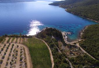 Apartment Stanisic has Balcony rooms
