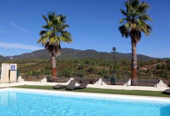 Logis H  tel LE PRESSOIR has Balcony rooms