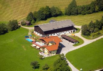 Landhotel Hinteraigengut has Balcony rooms
