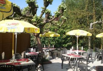 Hotel Alain et Martine has Balcony rooms