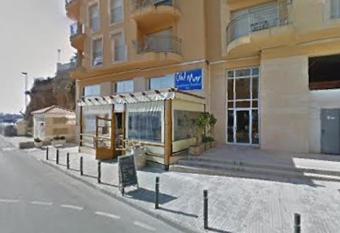 Atico de V  ctor has Balcony rooms