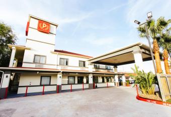 Palace Inn Tx-249 allows 18 year olds to book a room