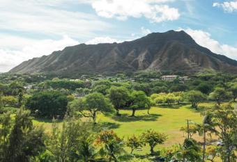Lotus Honolulu at Diamond Head allows 18 year olds to book a room