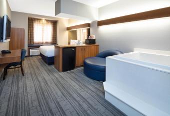 Baymont Inn & Suites Las Vegas South Strip allows 18 year olds to book a room
