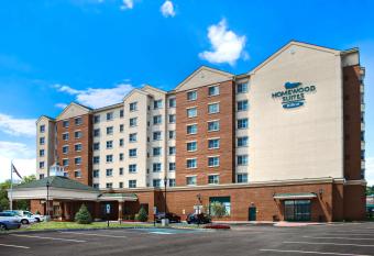 Homewood Suites by Hilton East Rutherford-Meadowlands has Balcony rooms