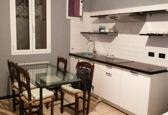 Casa Vincenzo allows 18 year olds to book a room