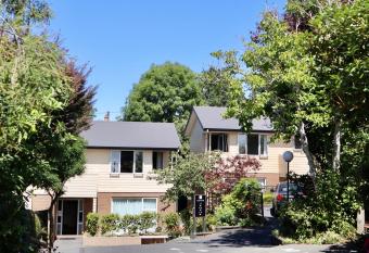 March Apartments allows 18 year olds to book a room