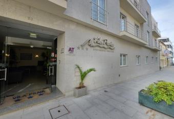 Apartamentos Tur  sticos Vila Praia has Balcony rooms