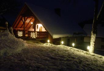 Apartmaji Milan Taler has Balcony rooms