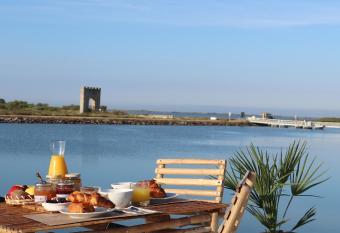 Peniche Alphonsia Maria has Balcony rooms