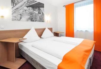 McDreams Hotel Wuppertal City allows 18 year olds to book a room