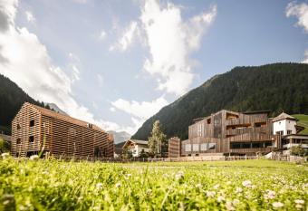 Hotel Jaufentalerhof has Balcony rooms