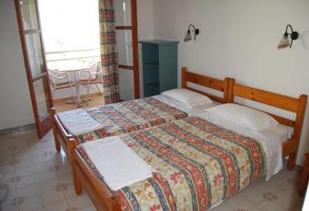 Alexandros Studios Apartments has Smoking/Balcony rooms