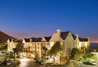 Sonesta Es Suites San Francisco Airport Oyster Point Waterfront allows 18 year olds to book a room