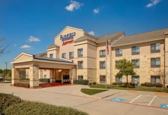 Fairfield Inn & Suites by Marriott Dallas Mansfield allows 18 year olds to book a room