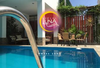 Luna allows 18 year olds to book a room