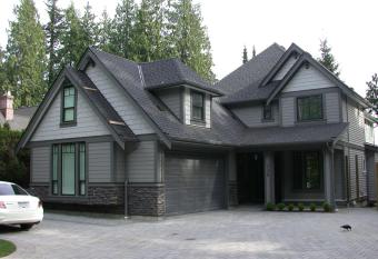 Vancouver Austin Guesthouse allows 18 year olds to book a room