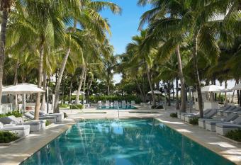 Grand Beach Hotel has Balcony rooms