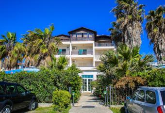 Hotel Venezia has Balcony rooms