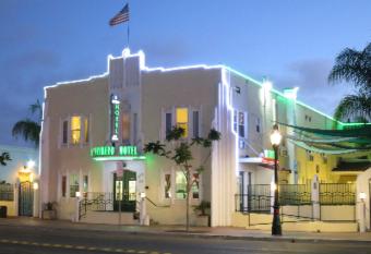 El Primero Boutique Hotel allows 18 year olds to book a room